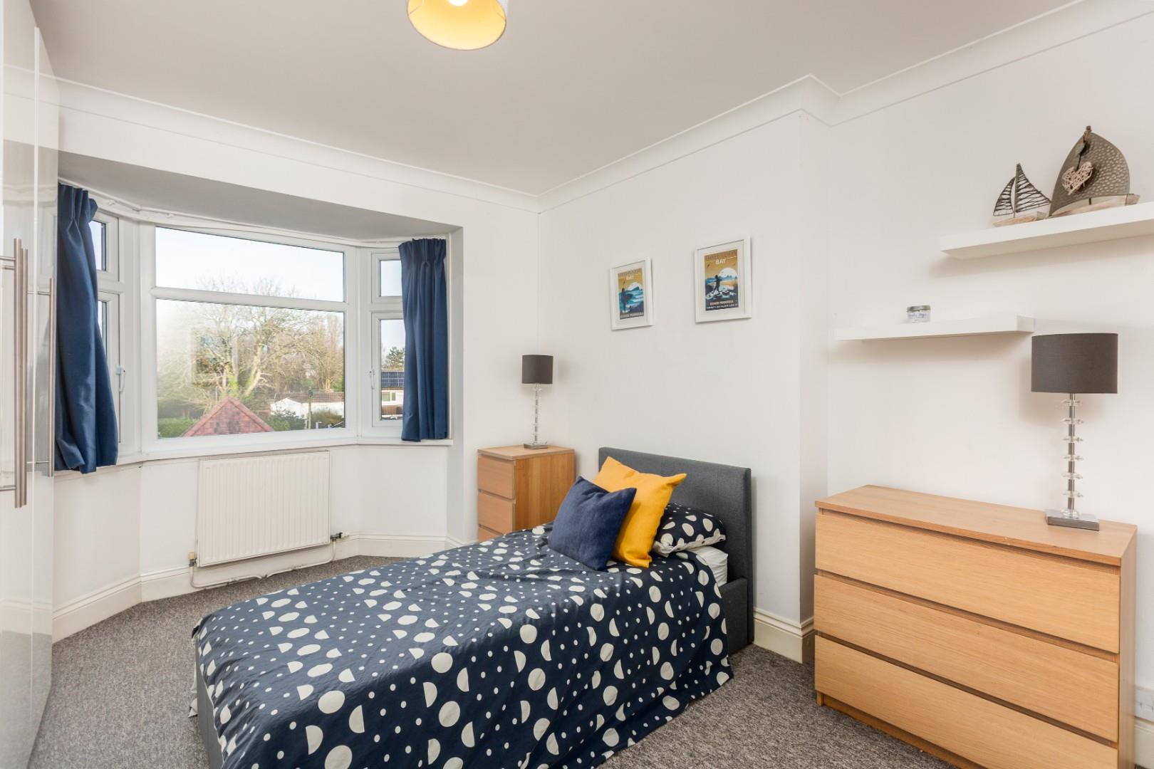 Newton Road, Newton, Mumbles, Swansea, SA3 4UD
